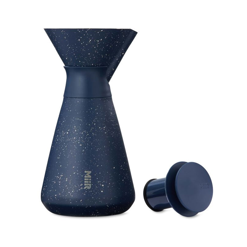 new-standard-carafe-s4 WebPDP-33oz_New_Standard_Carafe_Tidal_Blue_Speckle_Studio__CAR1SVOS225_Front_Lid_Staged.jpg